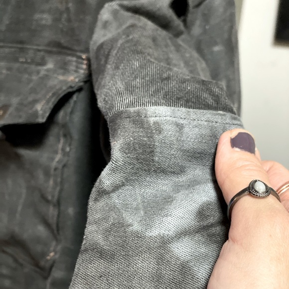 🦊 FOX & VIXEN || HANDMADE VINTAGE || Black Waxed Acid-washed Long Sleeve Jacket - Picture 5 of 16